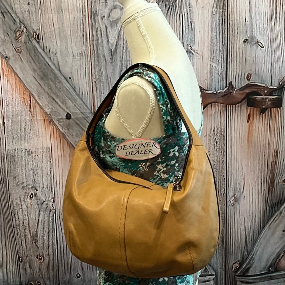 Authentic COACH Ergo 2 Tone Leather Hobo Caramel Tan And Brown 9294 GUC! - Picture 5 of 12